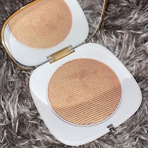 LE MARC JACOBS O!MEGA GLAZE